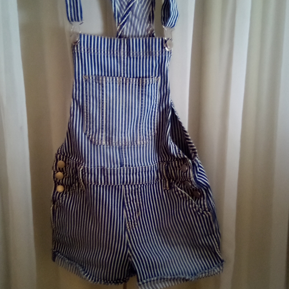 NoBoundaries brand overalls